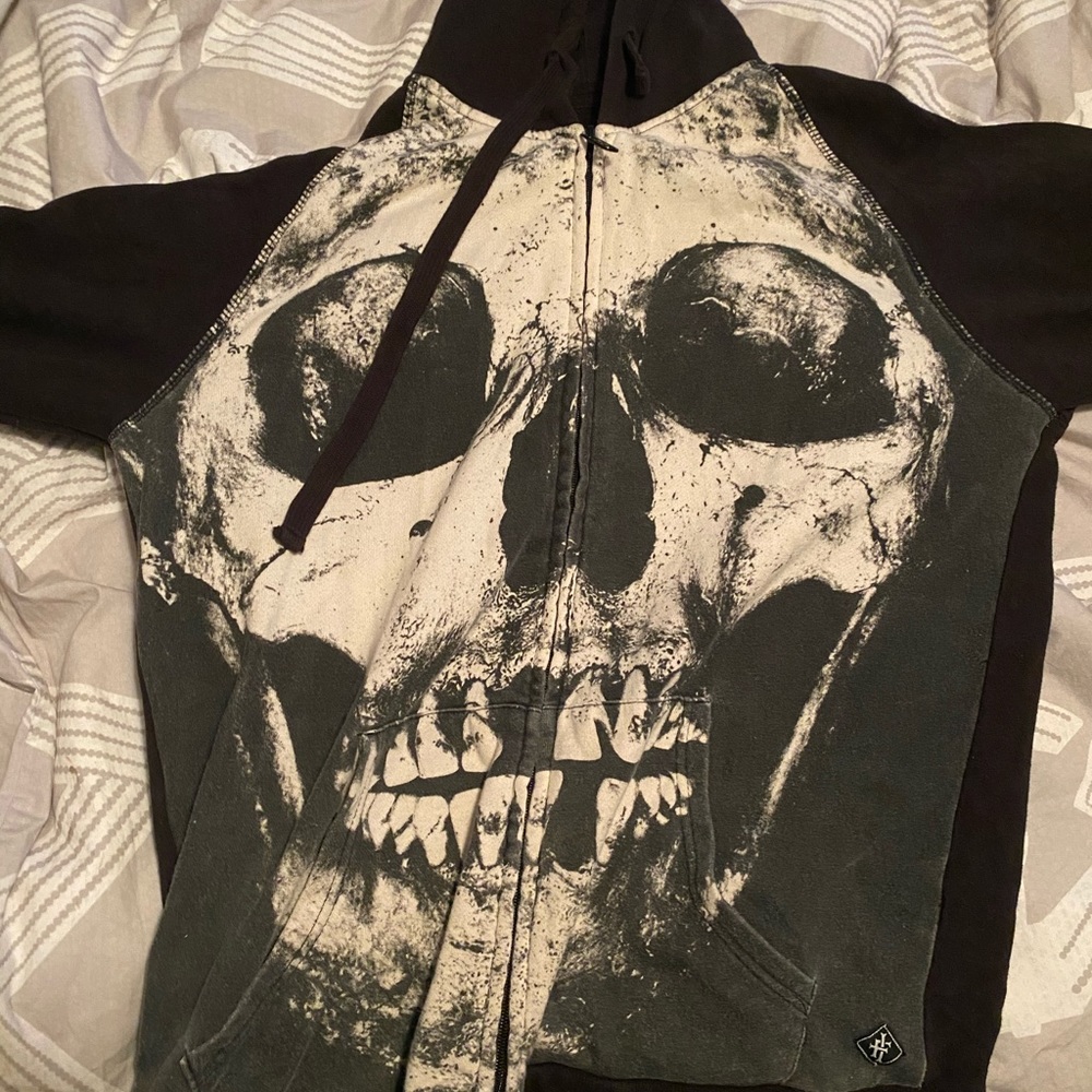 Medium skull hoodie